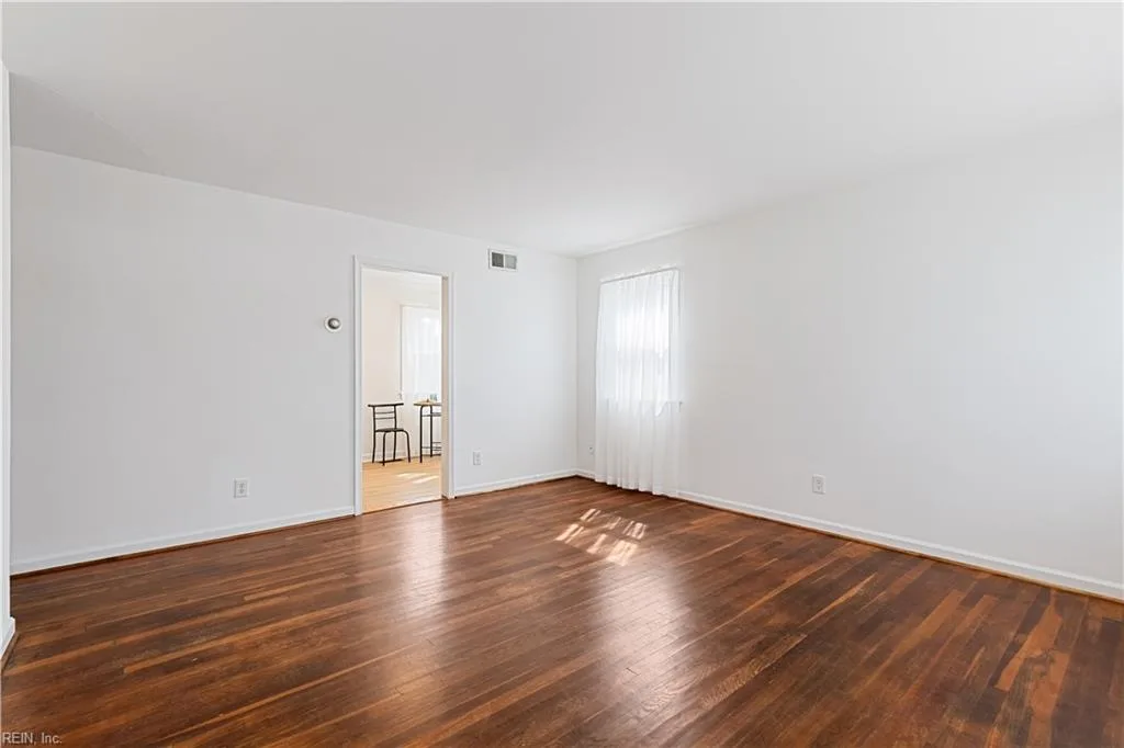 1440 Virgilina Ave AVE, NORFOLK VA 23503 - Photo 5