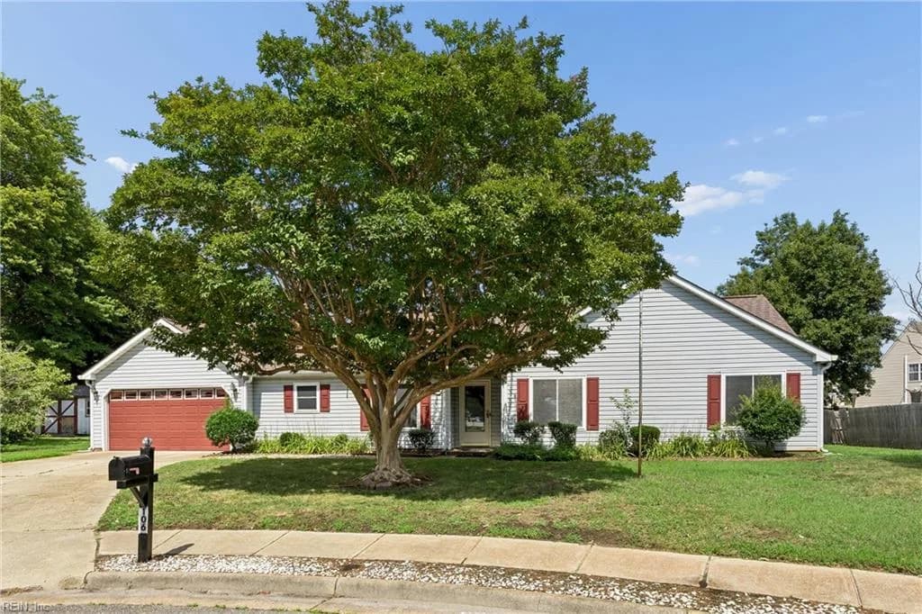 106 Holloway DR, HAMPTON VA 23666 - Photo 3