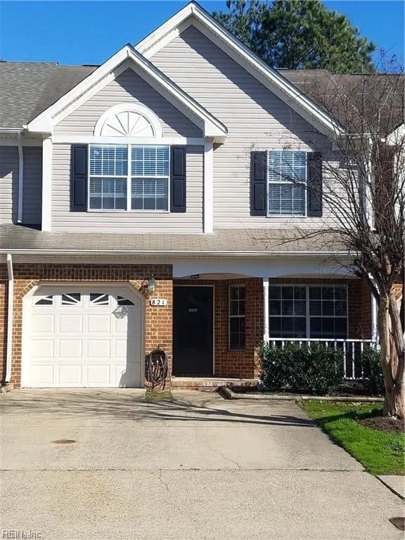 821 Lake CIR S, CHESAPEAKE VA 23322 - Photo 2