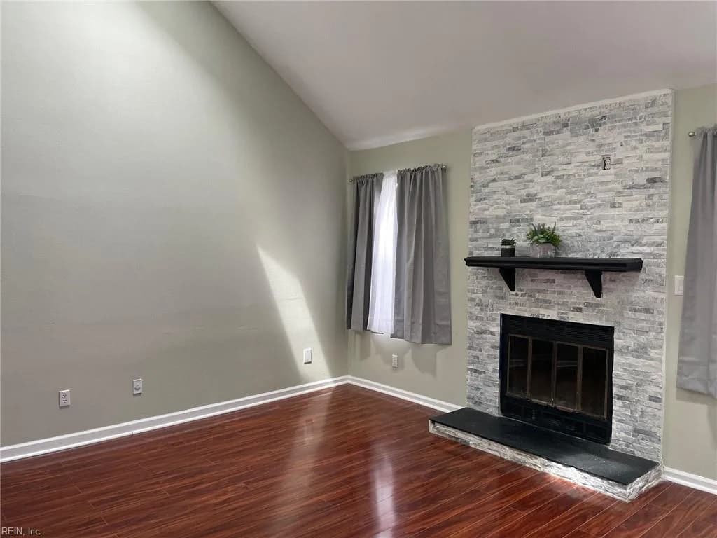 1104 Creekside CT, VIRGINIABEACH VA 23453 - Photo 5