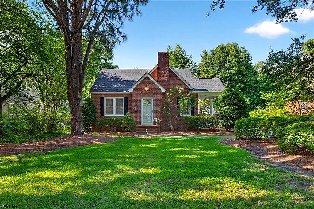 3906 Winchester DR, PORTSMOUTH VA 23707