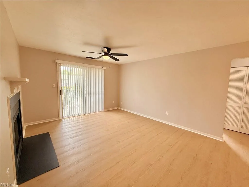 512 Thorncliff DR #101, NEWPORTNEWS VA 23608 - Photo 5