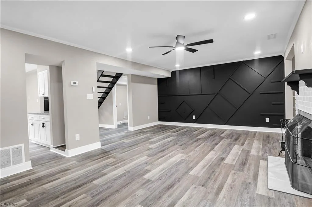 8 Glouchester CIR, CHESAPEAKE VA 23320 - Photo 5