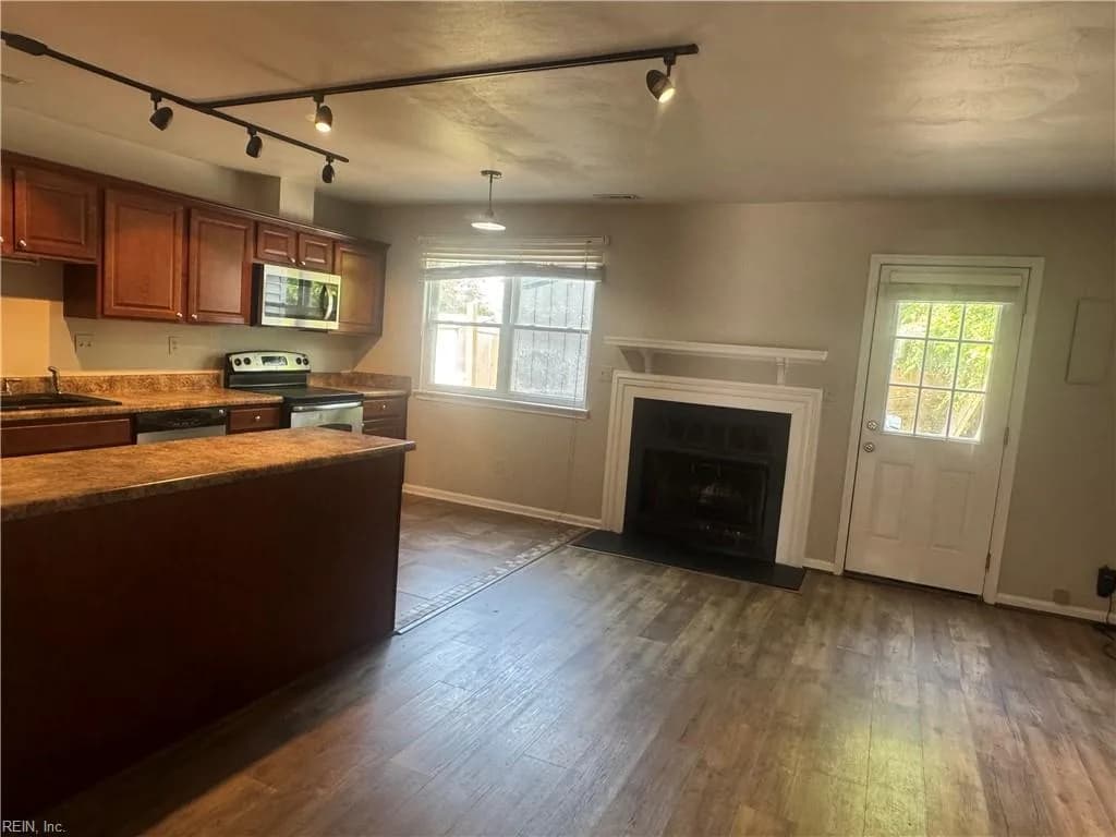 338 Harrier ST, VIRGINIABEACH VA 23462 - Photo 4