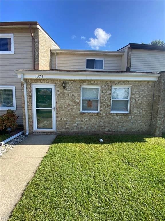 1324 Sierra DR, VIRGINIABEACH VA 23453 - Photo 2