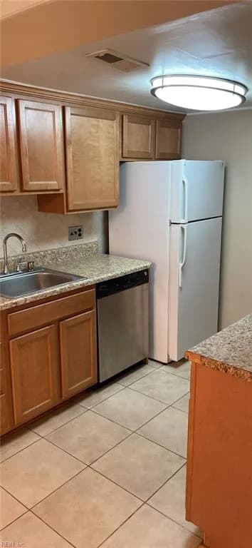1324 Sierra DR, VIRGINIABEACH VA 23453 - Photo 4