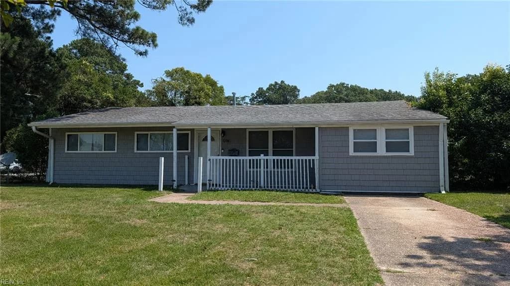 1198 Jarrett RD, NORFOLK VA 23502 - Photo 2