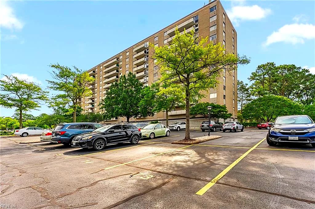 7320 Glenroie AVE #2G, NORFOLK VA 23505