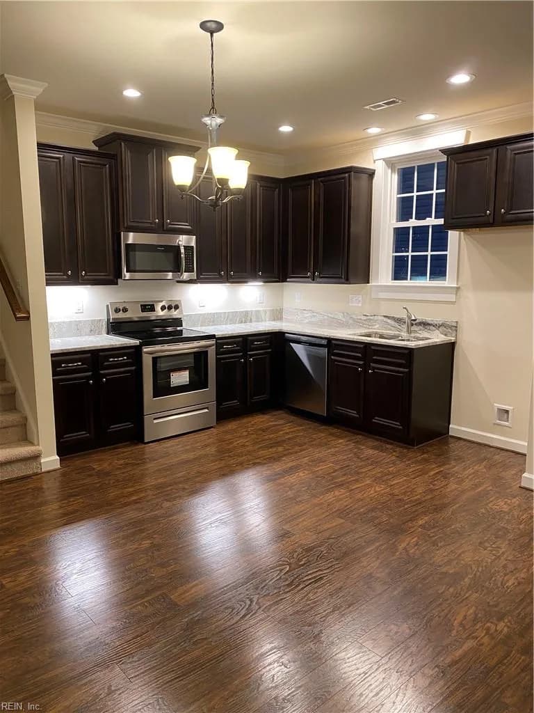 1428 W 41st ST, NORFOLK VA 23508 - Photo 4