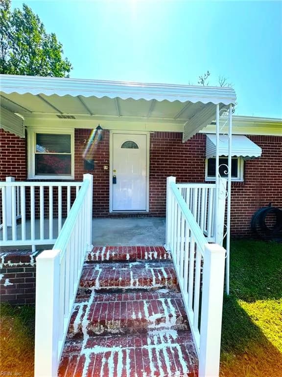 2220 Hanson AVE, NORFOLK VA 23504 - Photo 4