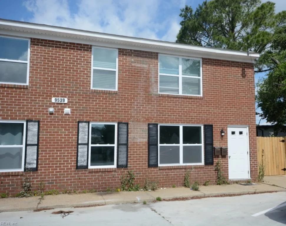 9539 21st Bay ST #206, NORFOLK VA 23518 - Main photo