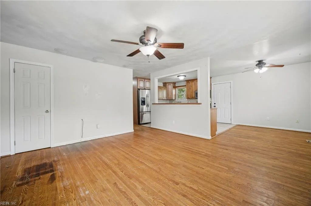 312 S Curry ST, HAMPTON VA 23663 - Photo 3