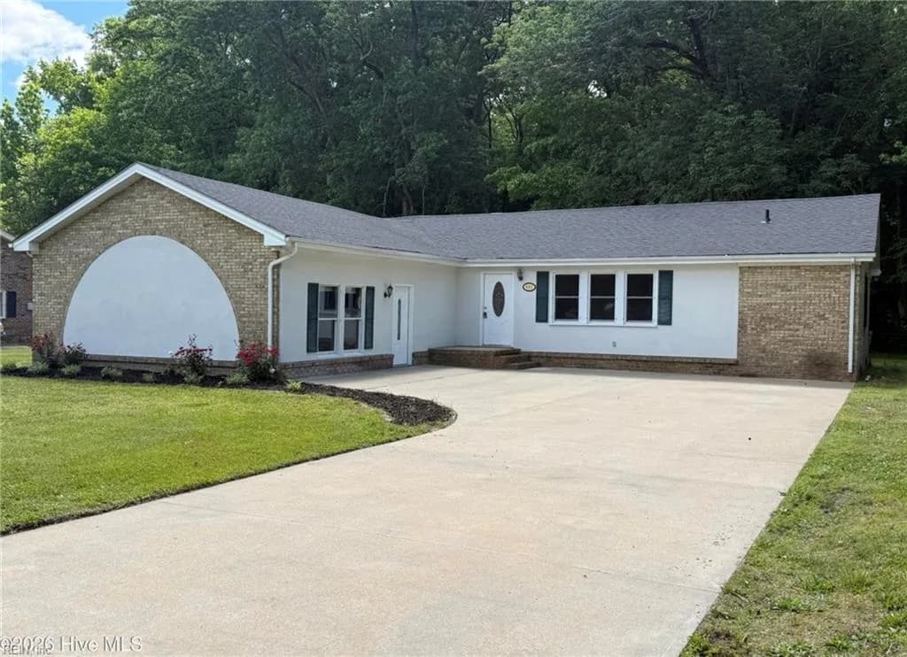 602 Terry ST, ELIZABETHCITY NC 27909 - Main photo