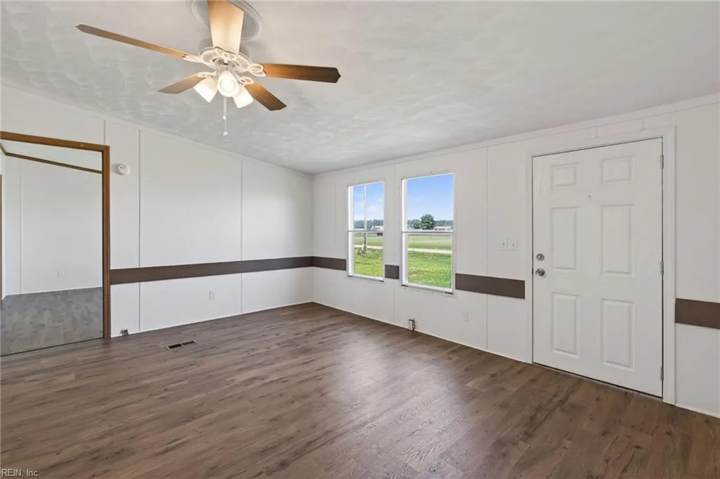 297 Old Swamp RD, SOUTHMILLS NC 27976 - Photo 5