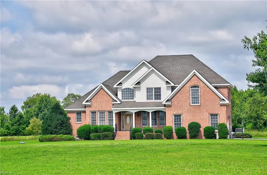 1904 Long Ridge RD, CHESAPEAKE VA 23322 - Photo 2