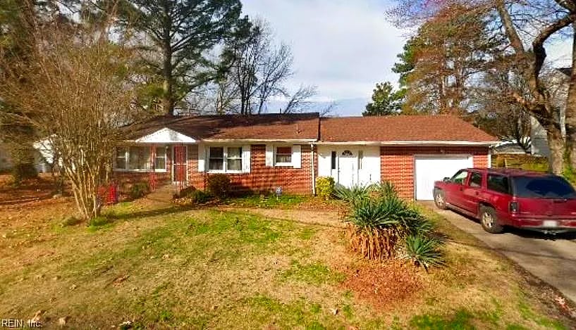 49 Salem ST, Hampton — 3 bed Residential, 1,393 sqft