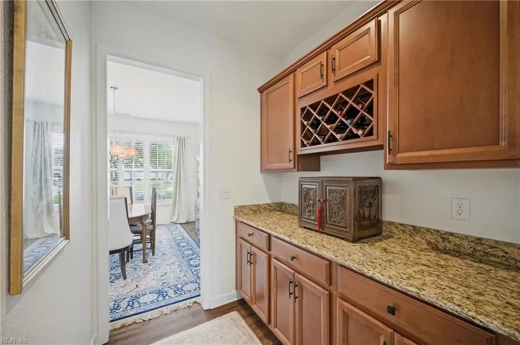 1517 Eagle Glen DR, CHESAPEAKE VA 23322 - Photo 5