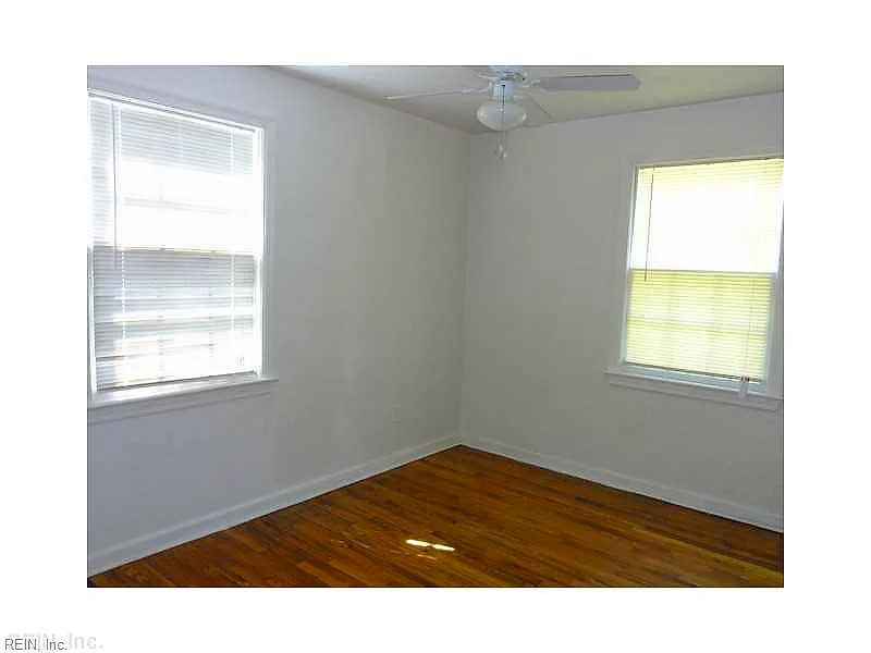 700 Homestead AVE, HAMPTON VA 23661 - Photo 5