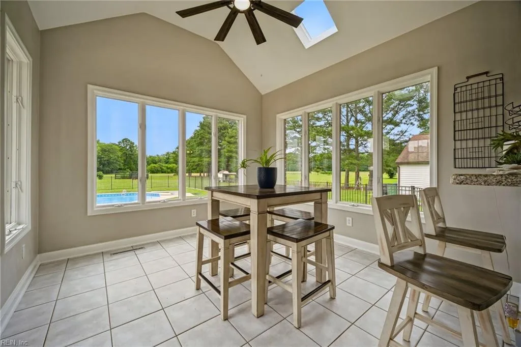 2704 Indian Creek CT, VIRGINIABEACH VA 23457 - Photo 5