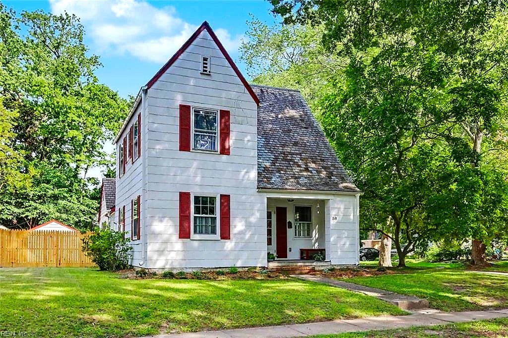 58 Hopkins ST, Newport News — 3 bed Residential, 1,648 sqft