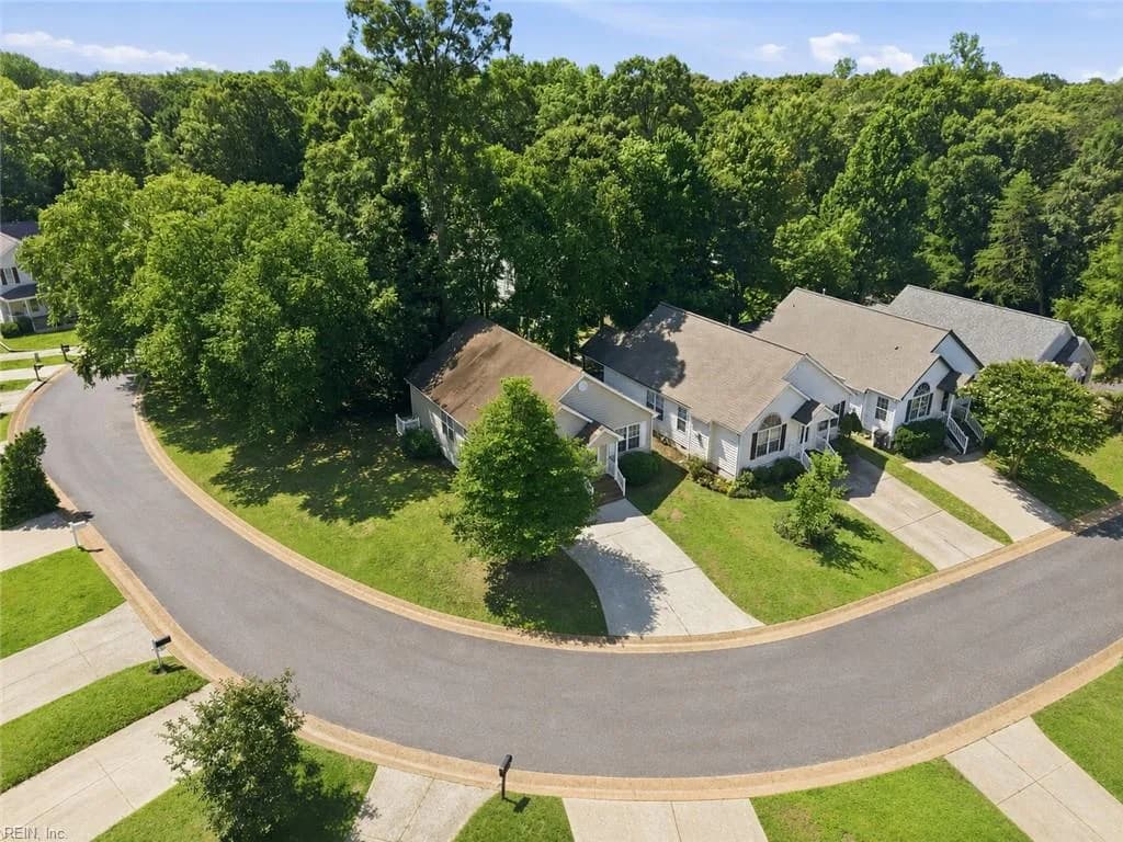 804 Tahoe TRL, WILLIAMSBURG VA 23188 - Photo 3