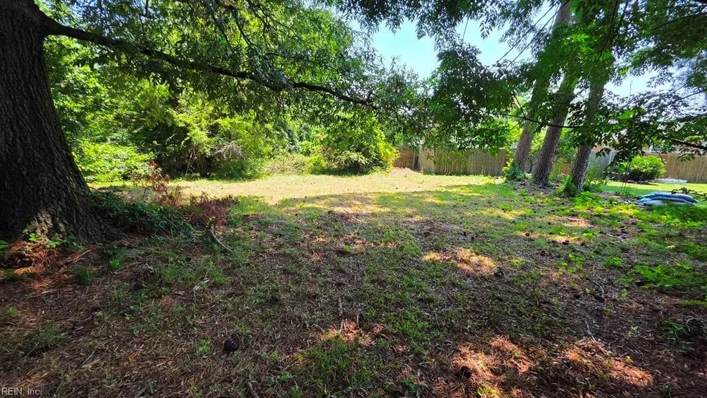 504 Winona DR N, HAMPTON VA 23661 - Photo 5