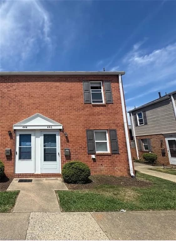446 Britnie CT, NEWPORTNEWS VA 23602 - Main photo