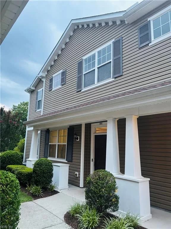 723 Lacy Oak Dr DR, CHESAPEAKE VA 23320 - Main photo