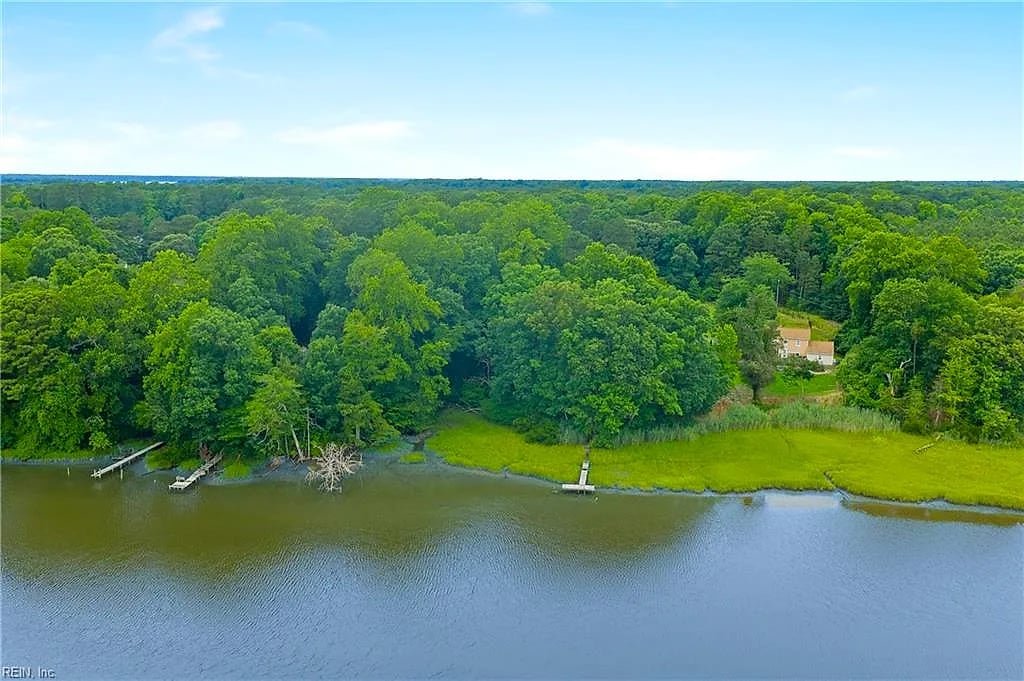 3938 Paradise Point RD, Hayes — Land and Farms