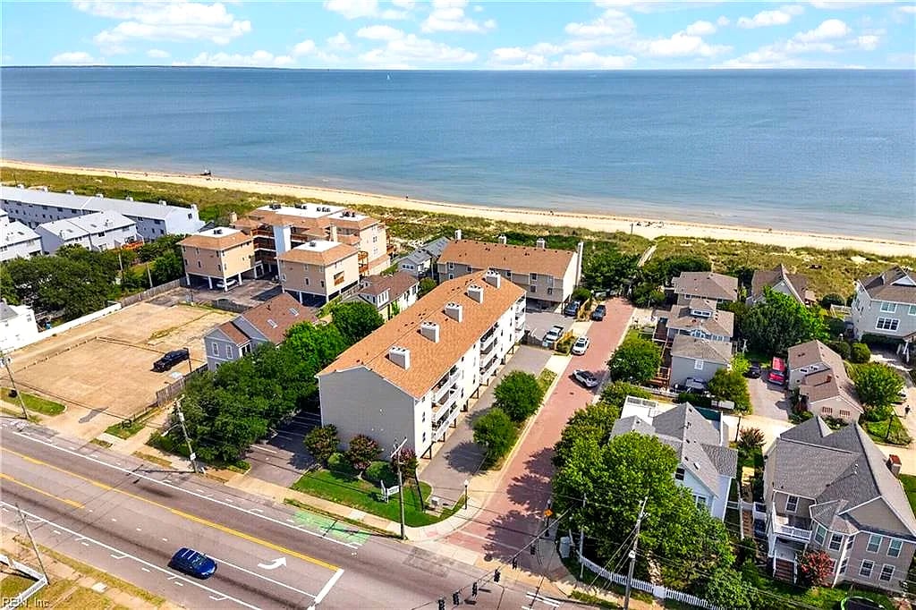 2246 E Ocean View AVE #304, NORFOLK VA 23518