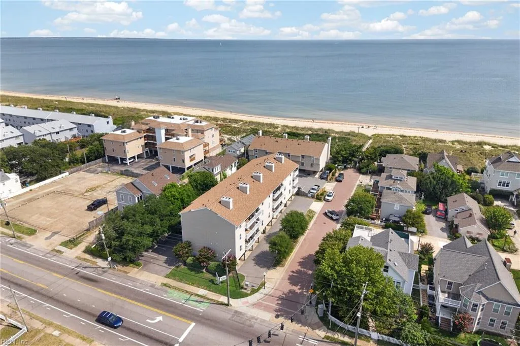 2246 E Ocean View AVE #304, NORFOLK VA 23518