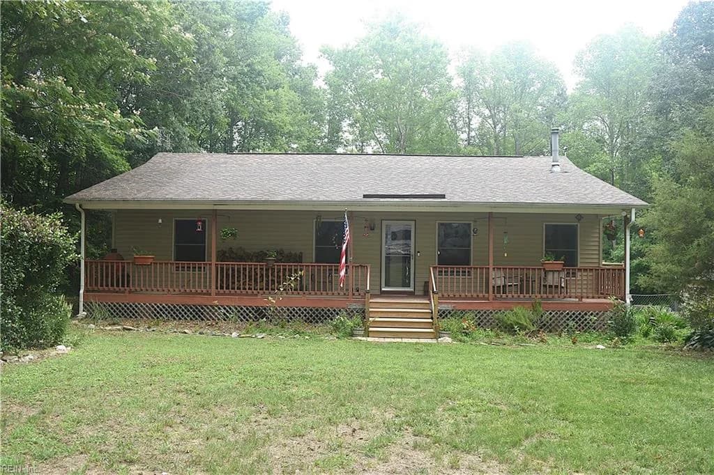 9269 Whispering Pines TRL, WINDSOR VA 23487 - Photo 2