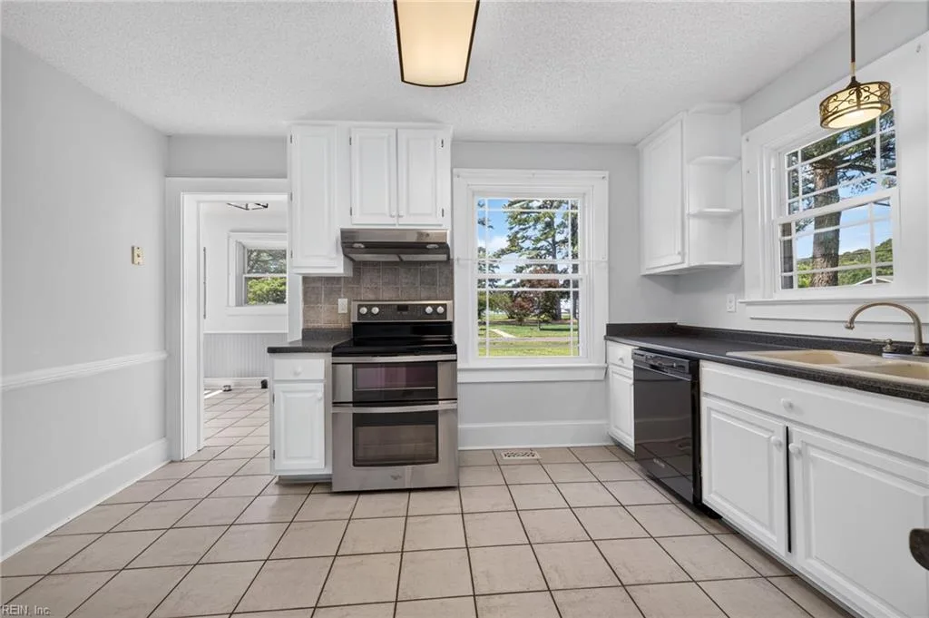 910 Carolina RD, SUFFOLK VA 23434 - Photo 5