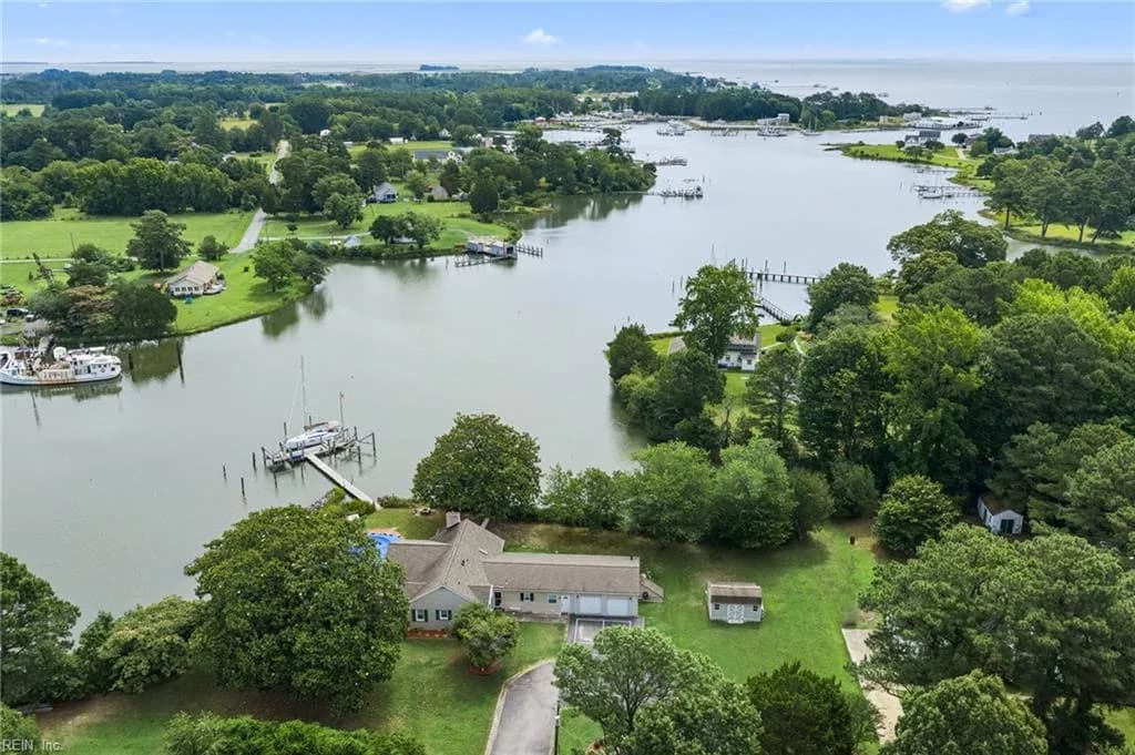 2079 Riverwalk LN, HAYES VA 23072 - Photo 2