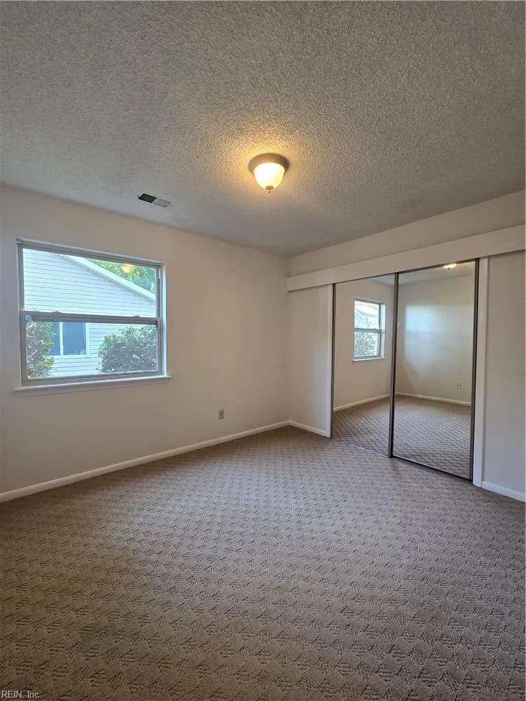 4237 Smokey Lake DR, VIRGINIABEACH VA 23462 - Photo 3