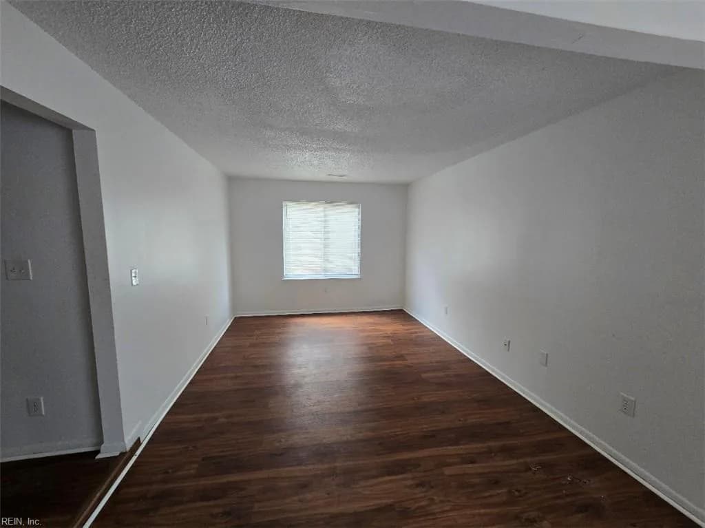 5710 Brandon BLVD, VIRGINIABEACH VA 23464 - Photo 4