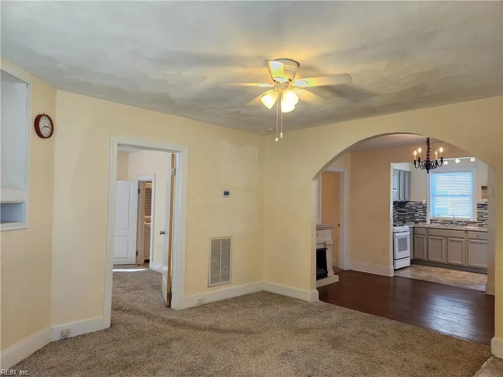 2400 CHARLESTON AVE, PORTSMOUTH VA 23704 - Photo 5