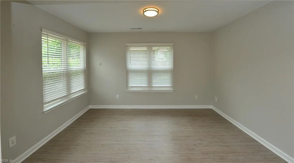 704 13th ST, VIRGINIABEACH VA 23451 - Photo 5