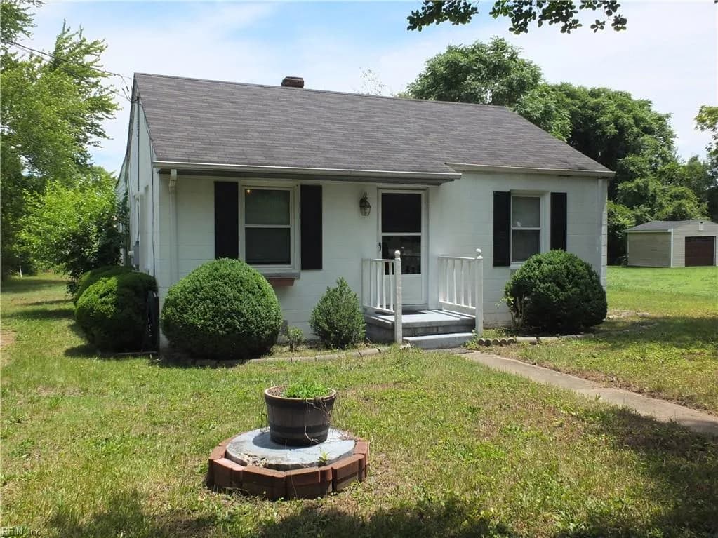 325 Koch AVE, RICHMOND VA 23223 - Photo 3