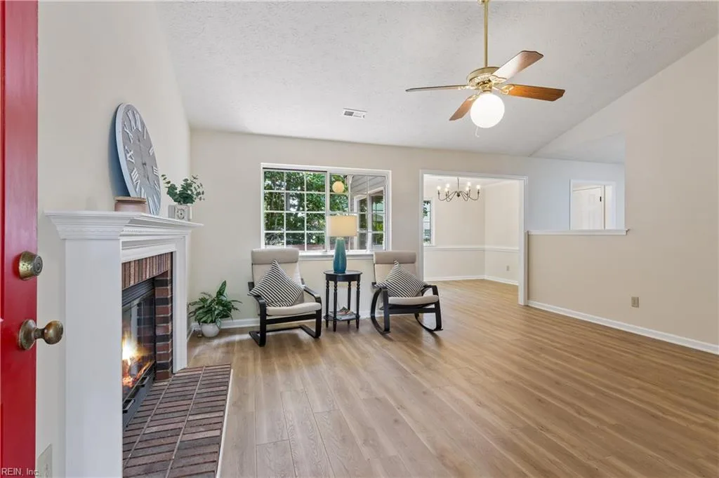 5314 Sloane SQ, WILLIAMSBURG VA 23188 - Photo 5