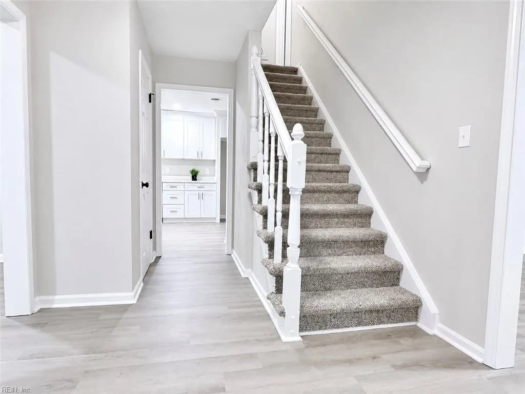 700 Hemlock CRES, VIRGINIABEACH VA 23464 - Photo 4