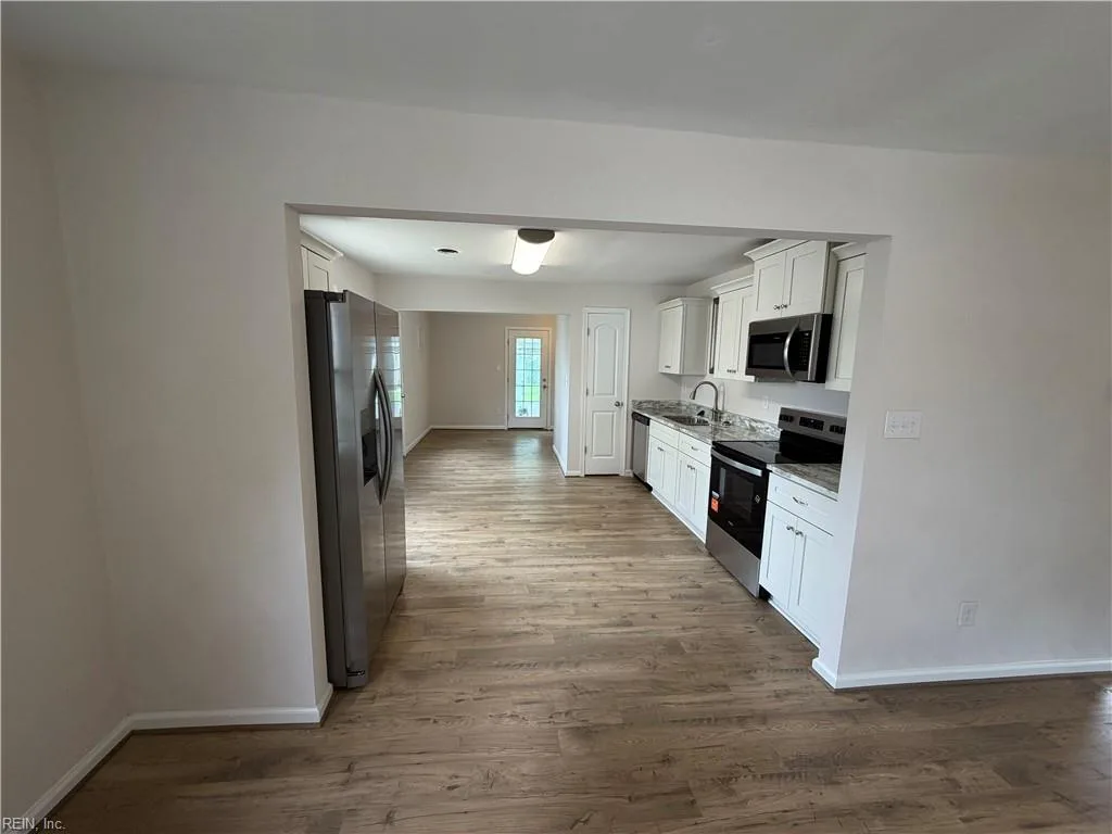1308 Willow AVE, CHESAPEAKE VA 23325 - Photo 4