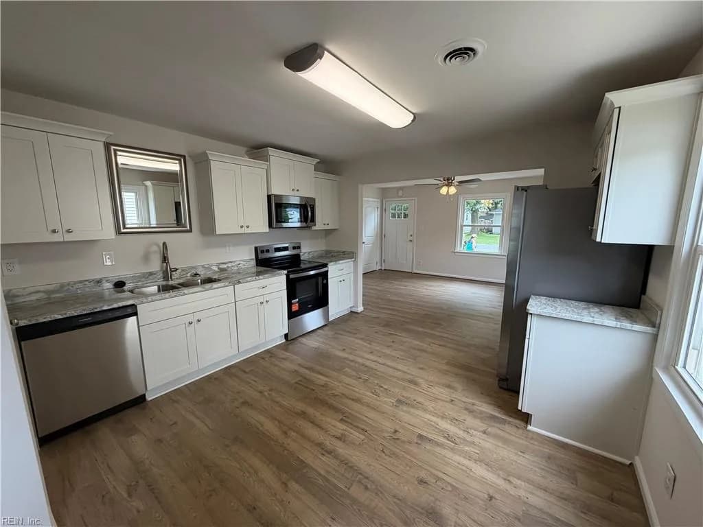 1308 Willow AVE, CHESAPEAKE VA 23325 - Photo 5