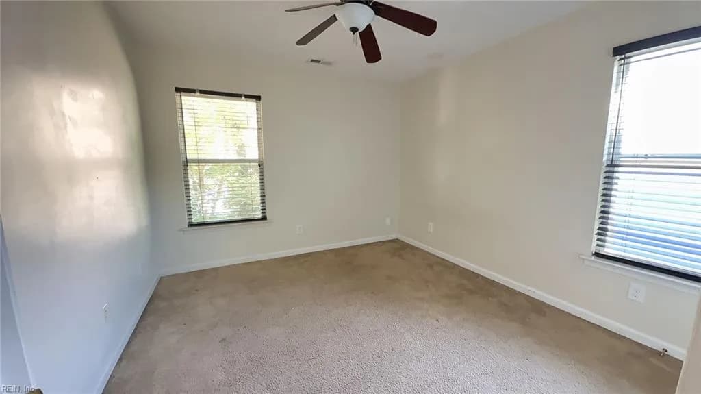 3605 Shell RD, HAMPTON VA 23661 - Photo 5