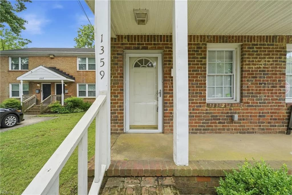 1359 W 40th ST, NORFOLK VA 23508 - Photo 3