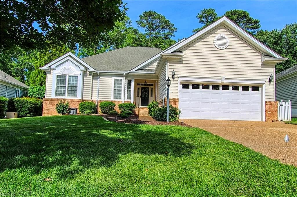4772 Winterberry CT, Williamsburg — 4 bed Residential, 4,314 sqft