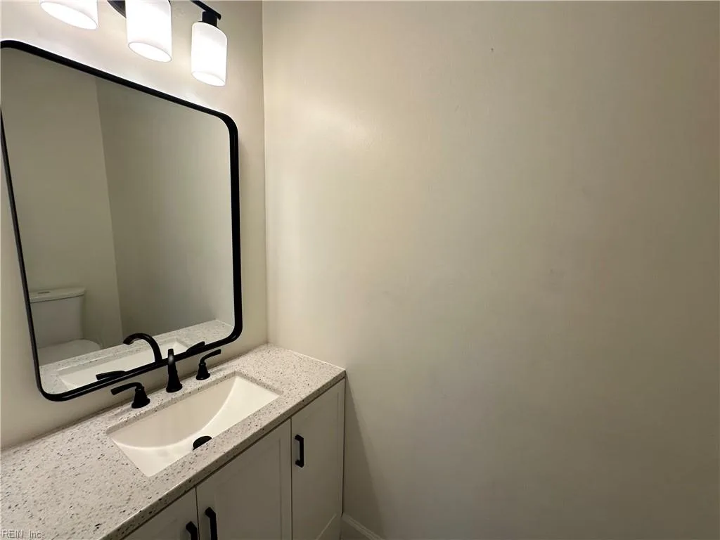 825 Quesnel DR, VIRGINIABEACH VA 23454 - Photo 4