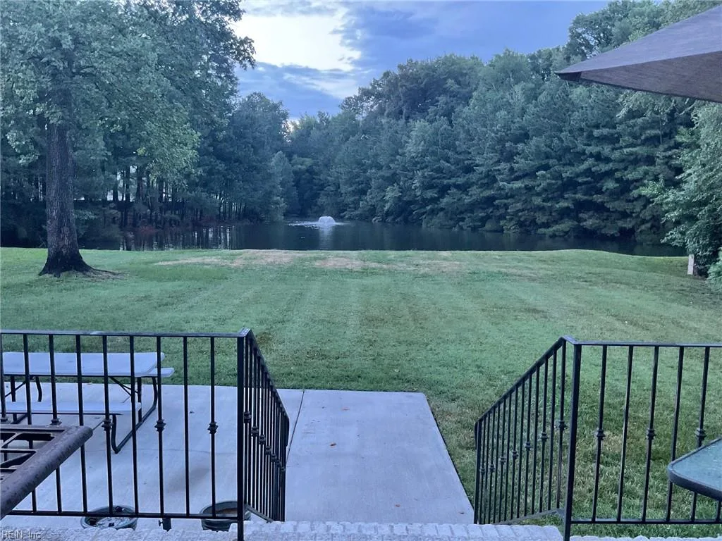 1324 Simon DR, CHESAPEAKE VA 23320