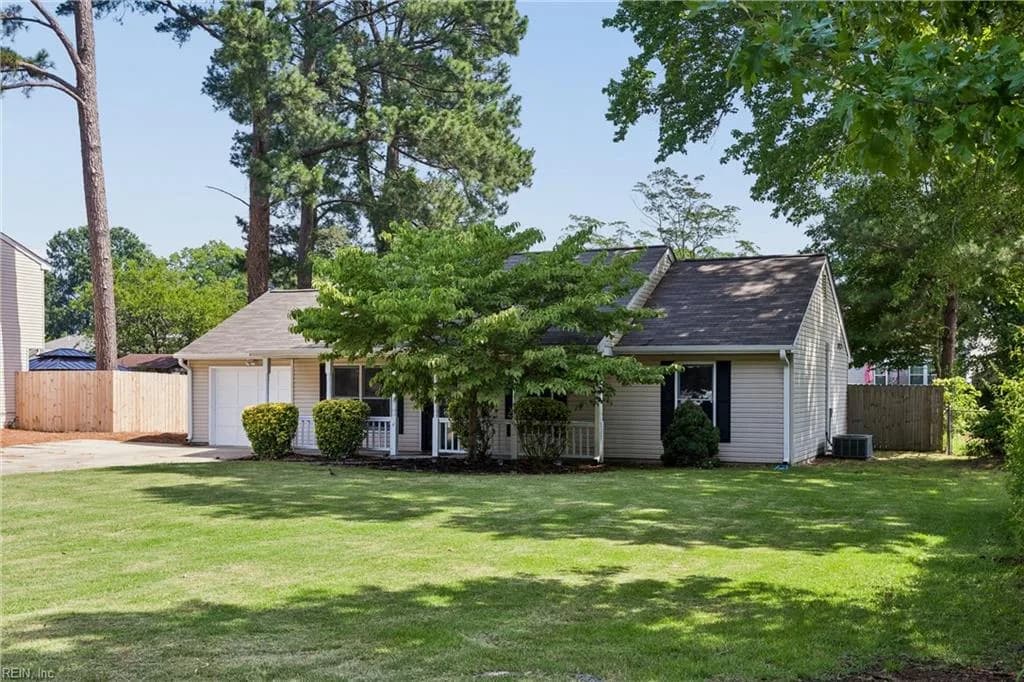 118 Lambert LN, NEWPORTNEWS VA 23602 - Photo 5