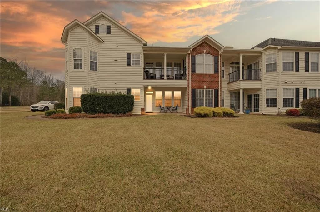 2811 Crescent Moon CT, VIRGINIABEACH VA 23456 - Main photo